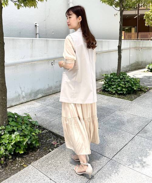 OPAQUE.CLIP（オペークドットクリップ）の「◆異素材ティアードロングワンピース（ワンピース・レディース・オフホワイト/ブラック/サンドベージュ・38/36）」の17枚目の写真