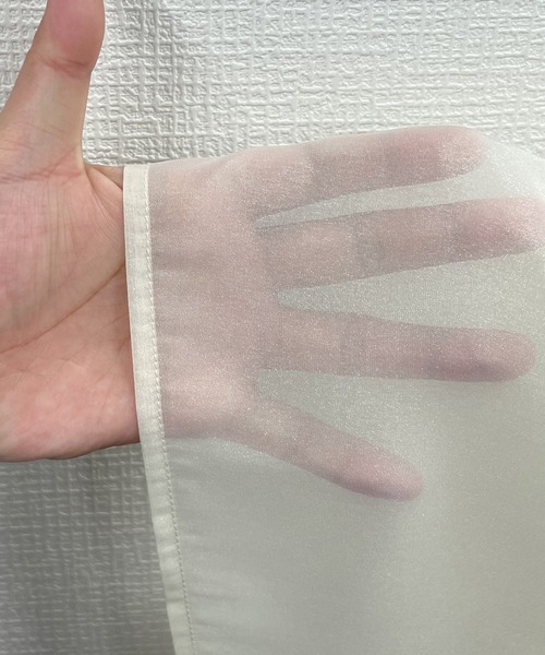 JUNOAH(ジュノア)の「スタンドカラーシアーショートシャツ(シャツ/ブラウス・レディース・ブラック/ブラウン/クリーム/ピンク系その他/グリーン系その他/ミント/グレー/ブルー/ホワイト・MEDIUM/LARGE/X-LARGE/SMALL)」の15枚目の写真