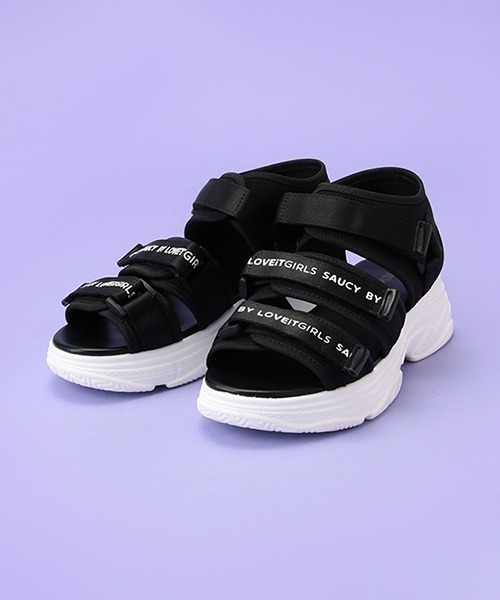 by LOVEiT（バイラビット）の「厚底ロゴテープサンダル（サンダル・キッズ・オフホワイト/ブラック・23cm/22cm/24cm/21cm）」の2枚目の写真