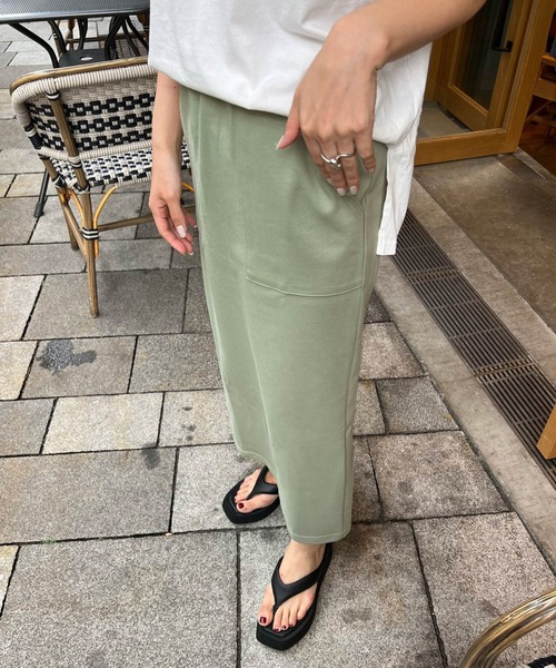 【新品・未使用】ボリュームスリーブロンパース【GRAY】ELLIE Mサイズ ボリュームスリーブロンパース【GRAY】 – ELLIE