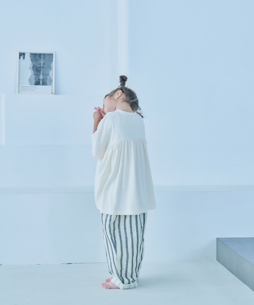 LOWRYS FARM（ローリーズファーム）の「ドルマンギャザープルオーバー　299632（Tシャツ/カットソー・キッズ・アイボリー/ブラウン/チャコールグレー・110cm/120cm/130cm/140cm/150cm）」の16枚目の写真