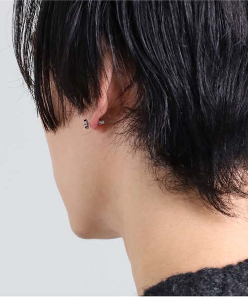 LION HEART（ライオンハート）の「【限定展開】“LH-1”サークルコインスタッズピアス/サージカルステンレス（金属アレルギー対応）【LION HEART / ライオンハート】（ピアス（片耳用）・メンズ・シルバー×ブラック/シルバー/シルバー×ブルー/シルバー系その他・ONE SIZE）」の15枚目の写真