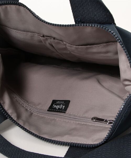 kipling（キプリング）の「【kipling】キプリング　Basic Elevated　KALA MINI　ハンドバッグ（ハンドバッグ・レディース・ブラック/ネイビー・FREE）」の3枚目の写真