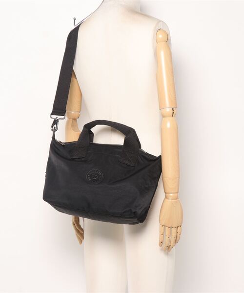 kipling（キプリング）の「【kipling】キプリング　Basic Elevated　KALA MINI　ハンドバッグ（ハンドバッグ・レディース・ブラック/ネイビー・FREE）」の4枚目の写真