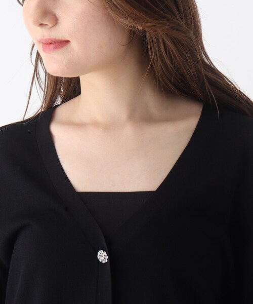 index(インデックス)の「◆ビジューボタンVあきカーディガン【WEB限定サイズ】(カーディガン/ボレロ・レディース・ブラック/ライトグレー/ピンク系・36/40/42/38)」の6枚目の写真