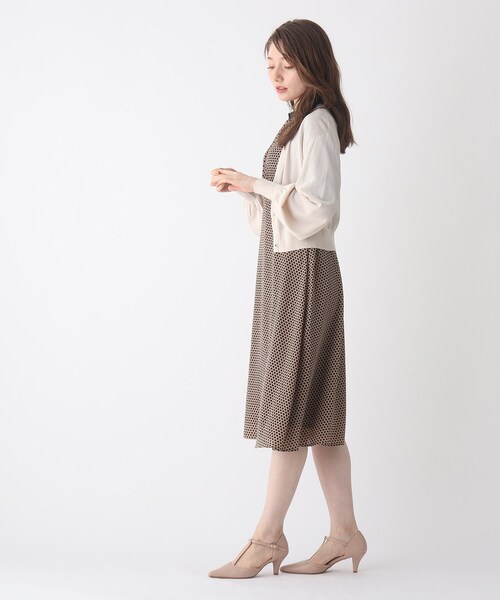 index(インデックス)の「◆ビジューボタンVあきカーディガン【WEB限定サイズ】(カーディガン/ボレロ・レディース・ブラック/ライトグレー/ピンク系・36/40/42/38)」の14枚目の写真