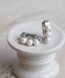 ANEMONE（アネモネ）の「パール×メタルマグネットイヤリング（イヤリング）」