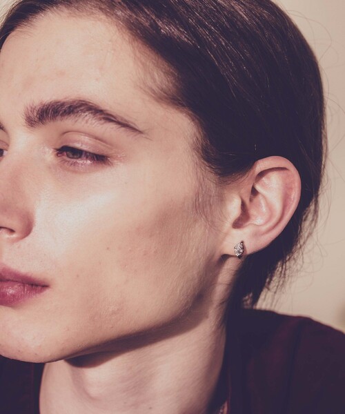 and cloud（アンドクラウド）の「Windcrest Earring S / Single（イヤリング・レディース・ブラック/シルバー/イエローゴールド・FREE）」の13枚目の写真