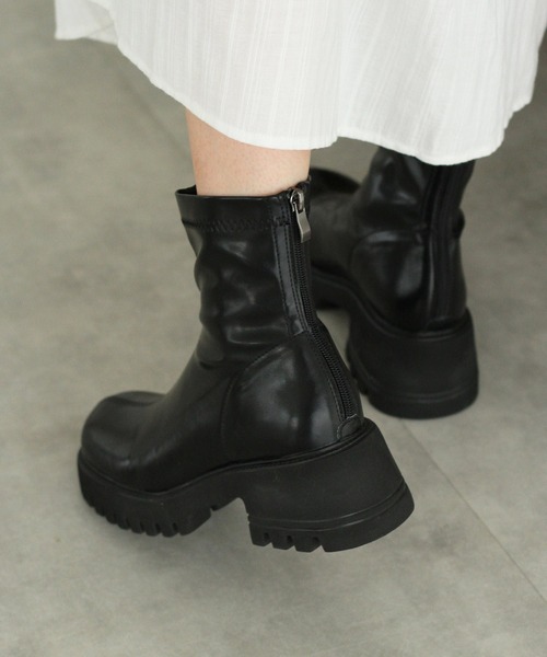 Crisp（クリスプ）の「チャンキーショートブーツ（ブーツ・レディース・ブラック・37/38）」の4枚目の写真