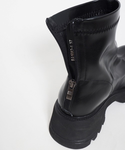 Crisp（クリスプ）の「チャンキーショートブーツ（ブーツ・レディース・ブラック・37/38）」の10枚目の写真