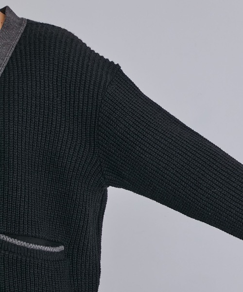 UNITED TOKYO（ユナイテッドトウキョウ）の「カラーラインウールオーバーカーディガン（カーディガン/ボレロ・メンズ・ブラック/バーガンディー/ブルー・1/2）」の16枚目の写真