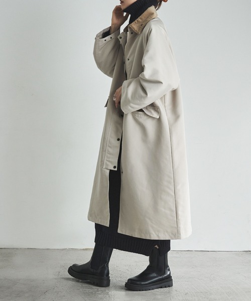 etoll.（エトル）の「コーデュロイカラーワークコート（ステンカラーコート・レディース・ブラック/カーキ/アイボリー・M）」の14枚目の写真