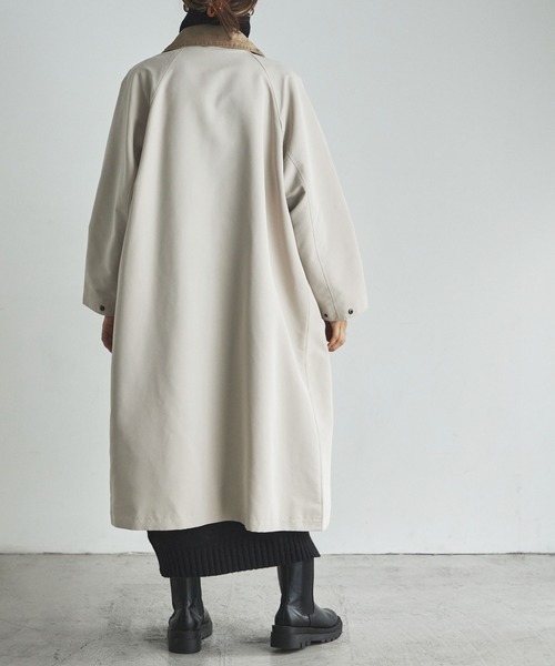 etoll.（エトル）の「コーデュロイカラーワークコート（ステンカラーコート・レディース・ブラック/カーキ/アイボリー・M）」の16枚目の写真