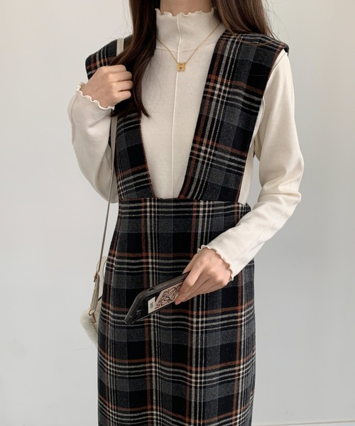 ECLIN（エクラン）の「バックスリットチェック柄ロングジャンパースカート（ジャンパースカート・レディース・ネイビー/チャコールグレー/ベージュ・M/L）」の22枚目の写真