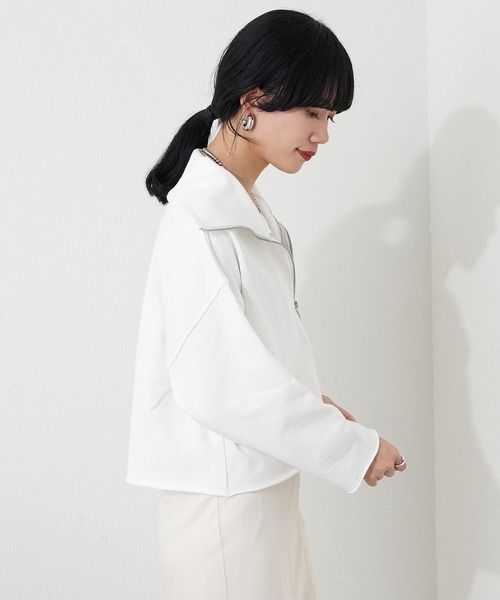 SHENERY（シーナリー）の「ハーフZIPショートスウェット