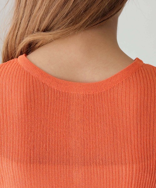 HER CLOSET（ハークローゼット）の「【shemoshelly】WEB限定ヘンリーネックフィンガーホールシアーリブニット（ニット/セーター・レディース・ブラウン/オレンジ/ブルー/ブラック/アイボリー・M）」の16枚目の写真