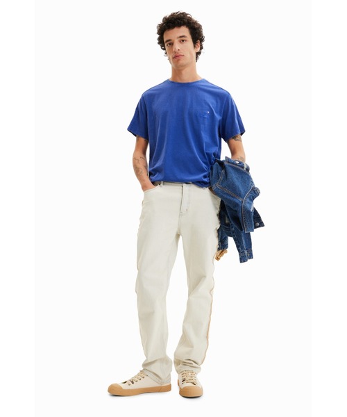 Desigual（デシグアル）の「FRANK Tシャツショートスリーブ（Tシャツ/カットソー・メンズ・アイボリー/ブルー・L/M/S/XL/XXL）」の3枚目の写真
