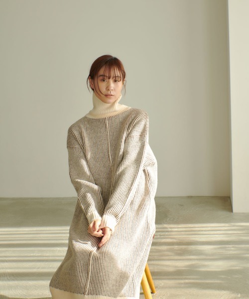 marjour(マージュール)の「STRIPE TURTLE KNIT ONEPIECE(ワンピース・レディース・モカ・M)」の4枚目の写真