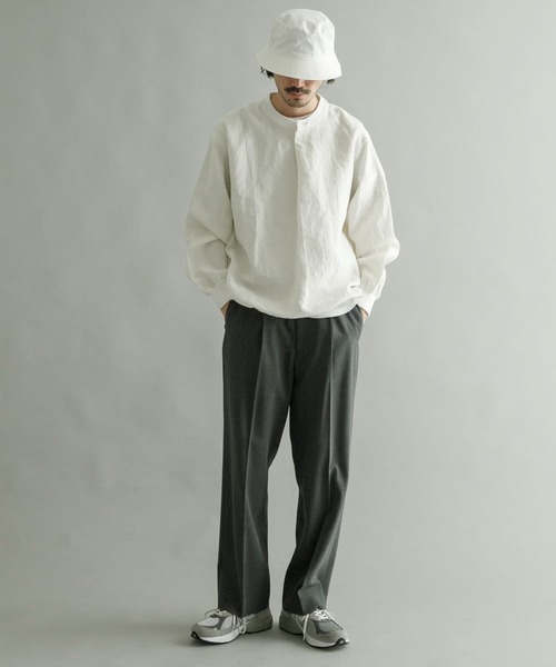 K ITO(ケーイトウ)の「K ITO 高密度-/60リネンプルオーバー(Tシャツ/カットソー・メンズ・ホワイト/ネイビー・2/3)」の4枚目の写真