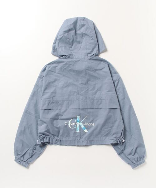 Calvin Klein Jeans(カルヴァンクラインジーンズ)の「Calvin Klein Jeans(カルバンクラインジーンズ)アクアシェルウィンドブレーカー(その他アウター・レディース・その他18/ブルー・S)」の3枚目の写真