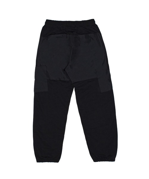 RICHARDSON（リチャードソン）の「【Richardson/リチャードソン】 Colorblock Waterproof Panel Sweatpants カラーブロックウォータープルーフパネルスウェットパンツ（スウェットパンツ・メンズ・ブラック・S/M）」の2枚目の写真