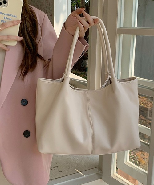 meJane(ミージェーン)の「クラシカルダブルハンドル トートバッグ(トートバッグ・レディース・アイボリー/ブラック・FREE)」の4枚目の写真