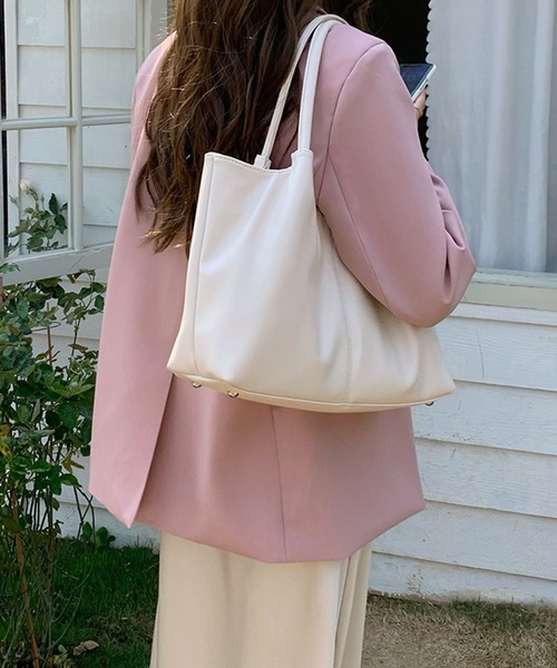 meJane(ミージェーン)の「クラシカルダブルハンドル トートバッグ(トートバッグ・レディース・アイボリー/ブラック・FREE)」の3枚目の写真