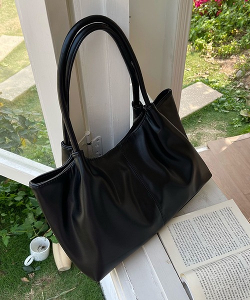 meJane(ミージェーン)の「クラシカルダブルハンドル トートバッグ(トートバッグ・レディース・アイボリー/ブラック・FREE)」の8枚目の写真