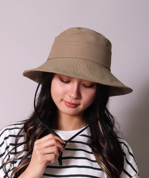 Champion(チャンピオン)の「(LF)【Champion】ブランド ワッペン あご紐付き タフタハット(ハット・レディース・モスグリーン/ネイビー/ブラック/グレイッシュベージュ・ONE SIZE)」の4枚目の写真