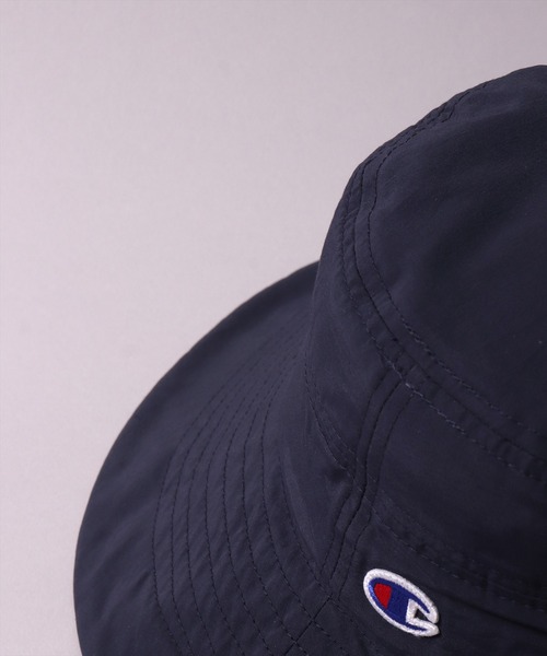 Champion(チャンピオン)の「(LF)【Champion】ブランド ワッペン あご紐付き タフタハット(ハット・レディース・モスグリーン/ネイビー/ブラック/グレイッシュベージュ・ONE SIZE)」の8枚目の写真