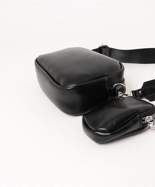 Miscere（ミスケーレ）の「◇【マルチケース付き】スクエアミニショルダーバッグ GLBG-001（ショルダーバッグ・レディース・アイボリー/ブラック・FREE）」の3枚目の写真