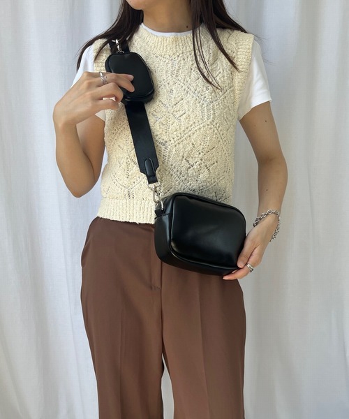 Miscere（ミスケーレ）の「◇【マルチケース付き】スクエアミニショルダーバッグ GLBG-001（ショルダーバッグ・レディース・アイボリー/ブラック・FREE）」の11枚目の写真