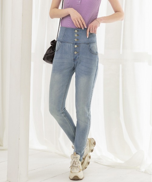 ad thie（アドティエ）の「ストレート ハイウエストスキニーパンツ（デニムパンツ・レディース・ダークブルー/ライトインディゴブルー/スカイブルー・LARGE/MEDIUM/SMALL）」の9枚目の写真