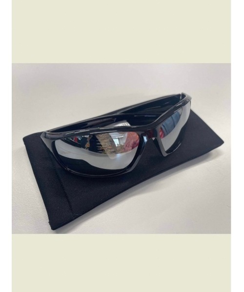 Basic Pleasure Mode（ベーシックプレジャーモード）の「【Basic Pleasure Mode/ ベーシックプレジャーモード 】VISOR WRAP SUNGLASSES WITH MIRROR LENSE/ バイザー ラップ サングラス ウィズミラーレンズ サングラス（サングラス・メンズ・ブラック・ONE SIZE）」の7枚目の写真