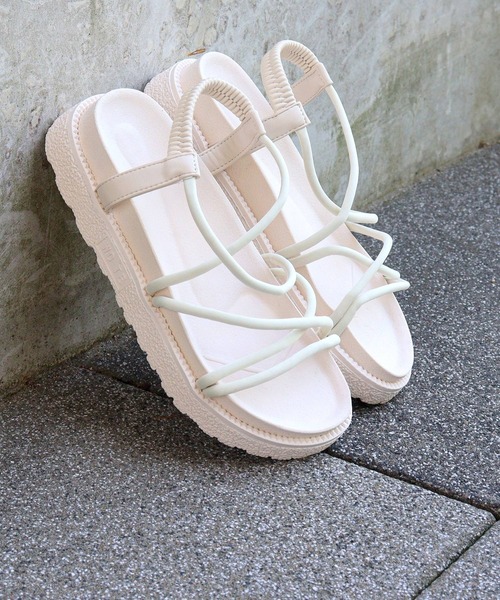 AAA+（サンエープラス）の「AAA+Feminine / コンフォートサンダル　華奢ストラップサンダル（サンダル・レディース・ブラック系1/アイボリー系3/アイボリー系1/アイボリー系2/ブラック系3/ブラック系2・LL/S/M/L）」の4枚目の写真