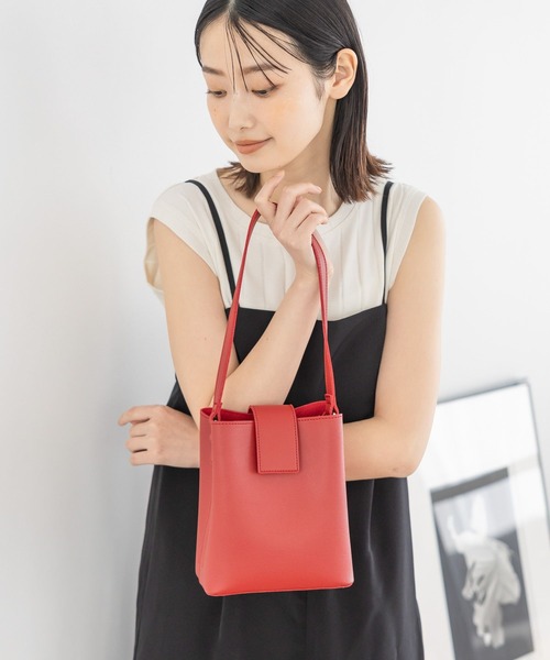 LAKOLE(ラコレ)の「2WAYフラップベルトショルダーバッグ / 962998(ショルダーバッグ・レディース・ブラック/ブルー/サンドグレー/レッド・FREE)」の4枚目の写真