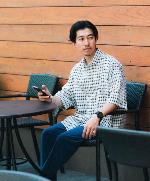 ITEMS URBANRESEARCH（アイテムズ アーバンリサーチ）の「シアサッカーチェック ショートスリーブシャツ（シャツ/ブラウス・メンズ・グリーン/ブラック/ブルー・LARGE/MEDIUM）」の21枚目の写真