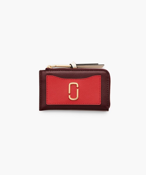MARC JACOBS（マークジェイコブス）の「THE UTILITY SNAPSHOT TOP ZIP MULTI WALLET/ザ ユティリティ スナップショット トップジップ マルチ ウォレット（財布・レディース・グレー系/カーキ系/パープル系/ローズ系/レモンイエロー/ライトピンク/ブラック×ホワイト/レッド系/キャメル/ミント・ONE SIZE）」の9枚目の写真