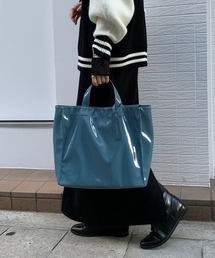 DouDou（ドゥドゥ）の「【WEB限定】 ソフトエナメルショッパーバッグ（ハンドバッグ）」