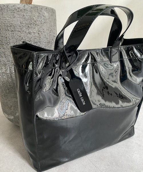 DouDou（ドゥドゥ）の「【WEB限定】 ソフトエナメルショッパーバッグ（ハンドバッグ・レディース・ベージュ系その他/アイボリー/ベージュ/ブラック/バイオレット/ライトグレー系/ダークグレー/ネイビー/スカイブルー・FREE）」の18枚目の写真