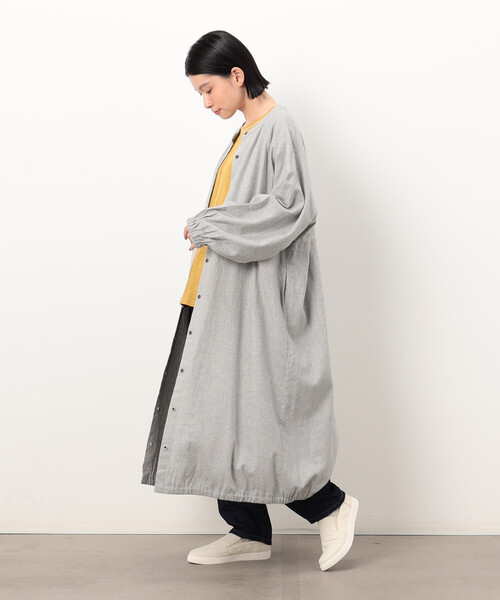 ONIGIRI（オニギリ）の「コットンネル　シャツワンピース（シャツワンピース・レディース・グレー/オフホワイト/ブラウン・FREE）」の10枚目の写真