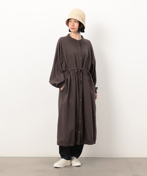 ONIGIRI（オニギリ）の「コットンネル　シャツワンピース（シャツワンピース・レディース・グレー/オフホワイト/ブラウン・FREE）」の14枚目の写真
