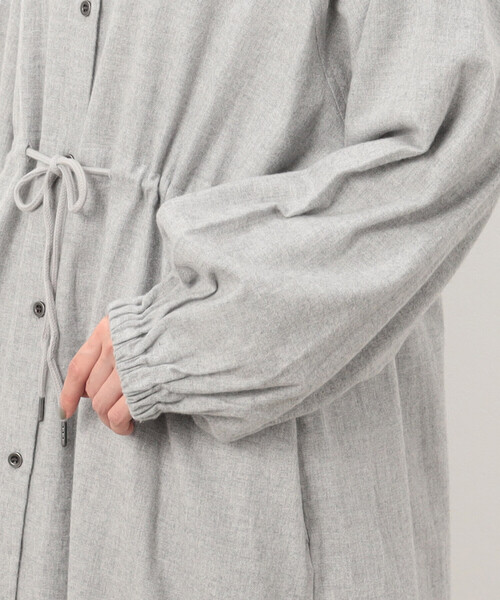 ONIGIRI（オニギリ）の「コットンネル　シャツワンピース（シャツワンピース・レディース・グレー/オフホワイト/ブラウン・FREE）」の19枚目の写真
