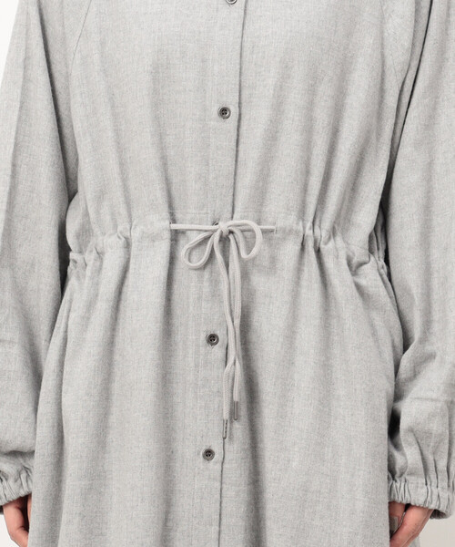 ONIGIRI（オニギリ）の「コットンネル　シャツワンピース（シャツワンピース・レディース・グレー/オフホワイト/ブラウン・FREE）」の21枚目の写真