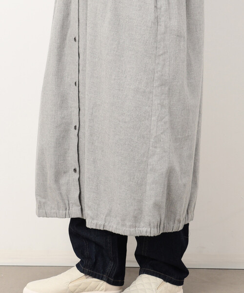 ONIGIRI（オニギリ）の「コットンネル　シャツワンピース（シャツワンピース・レディース・グレー/オフホワイト/ブラウン・FREE）」の22枚目の写真
