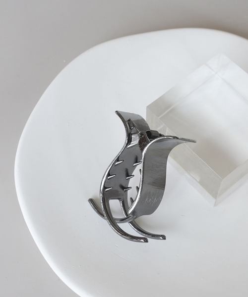 ammy.（エイミードット）の「【 ammy. / エイミードット 】 ミニ バンス ヘアクリップ（バレッタ/ヘアクリップ・レディース・クリアブラック/アイボリー/ブラック/クリアブラウン/ピンク系その他/ベージュ系その他/ベージュ/ブラック系その他/シルバー/ゴールド・FREE）」の5枚目の写真