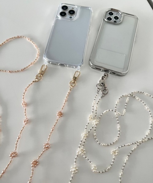 Me%（ミィパーセント）の「パールフラワーモバイルストラップ  972616（スマホグッズ・レディース・オフホワイト/ピンクゴールド・FREE）」の13枚目の写真
