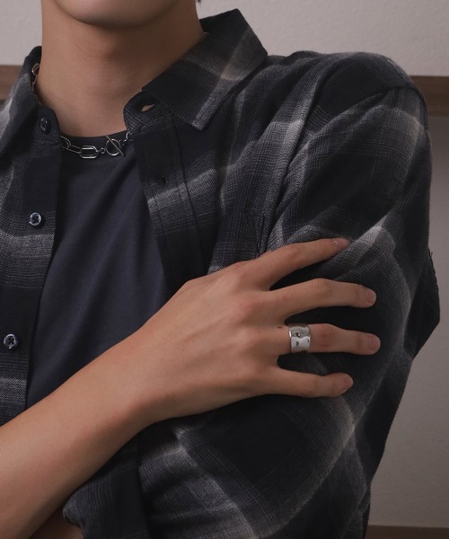 LHME(エルエイチエムイー)の「【WEB限定】”Aqua”リング/サージカルステンレス(金属アレルギー対応)【LHME / エルエイチエムイー】(リング・レディース・シルバー/ゴールド・11号/13号/15号)」の20枚目の写真