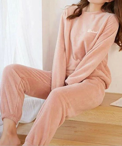 NinaetLina（ニナエリナ）の「ボアセットアップパジャマ（ルームウェア/パジャマ・レディース・グレー/ブラウン/ブルー/ピンク/レッド・FREE）」の4枚目の写真