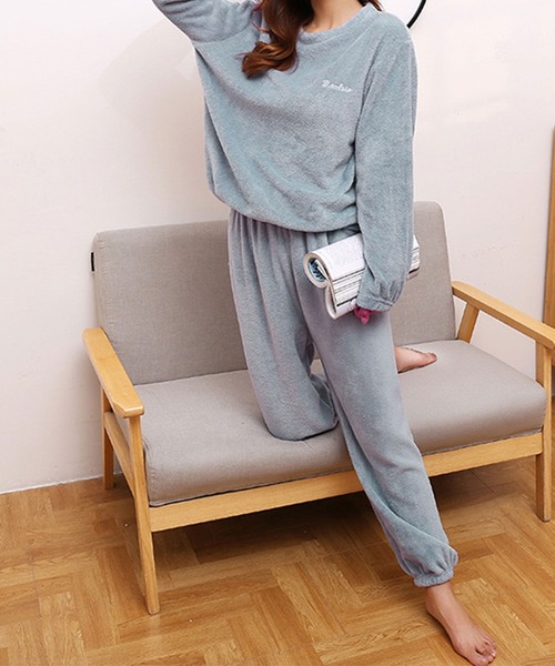 NinaetLina（ニナエリナ）の「ボアセットアップパジャマ（ルームウェア/パジャマ・レディース・グレー/ブラウン/ブルー/ピンク/レッド・FREE）」の7枚目の写真